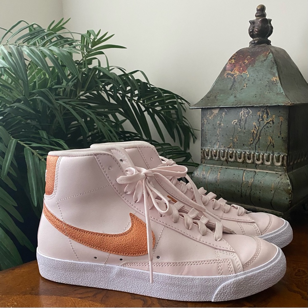 Nike Blazer Mid '77 Essential "Light Soft Pink" Leather Sneakers